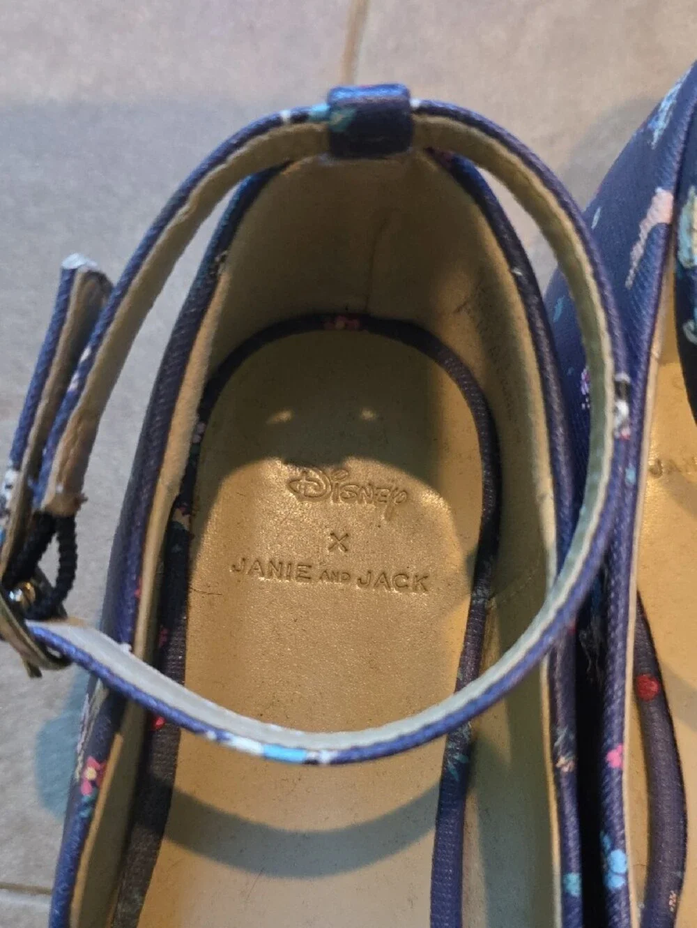 Disney Janie And Jack Girl's Navy Floral Bow Ankle-Strap Flats. Size 13